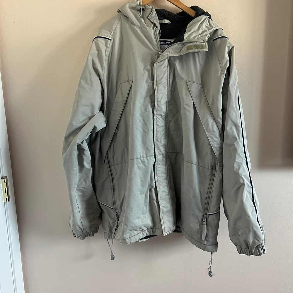 Old Navy Gray Lightweight Windbreaker Size XL | Hooded